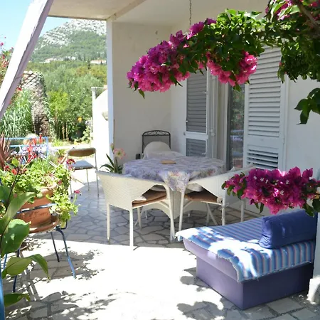 Apartment Garden House Orebic