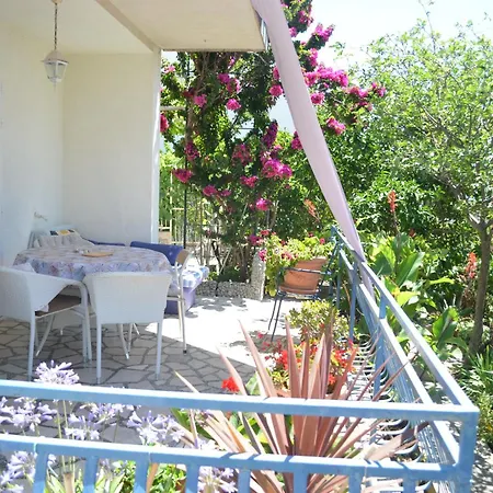 Garden House * Orebić