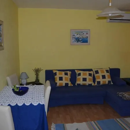 Apartment Garden House